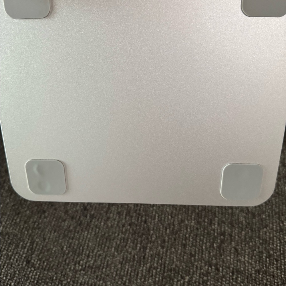 Skrebbo Silver Laptop or Tablet Stand - Picture 2 of 8